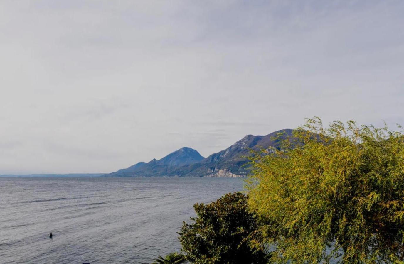 Assenza Lake Front Sweet Apartment Brenzone sul Garda Kültér fotó